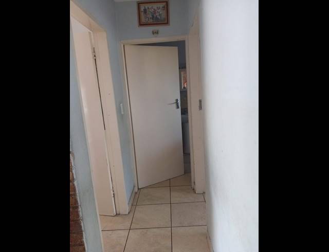 2 BEDROOM APARTMENT FOR SALE IN PRETORIA WEST